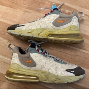 Travis Scott nike 270 react